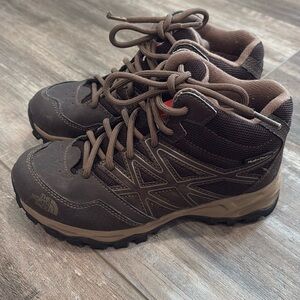 The North Face Hedgehog Hiking Boots